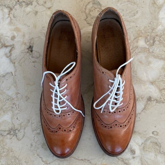 Frye Maggie Perforated Wingtip Oxfords - Picture 8 of 10